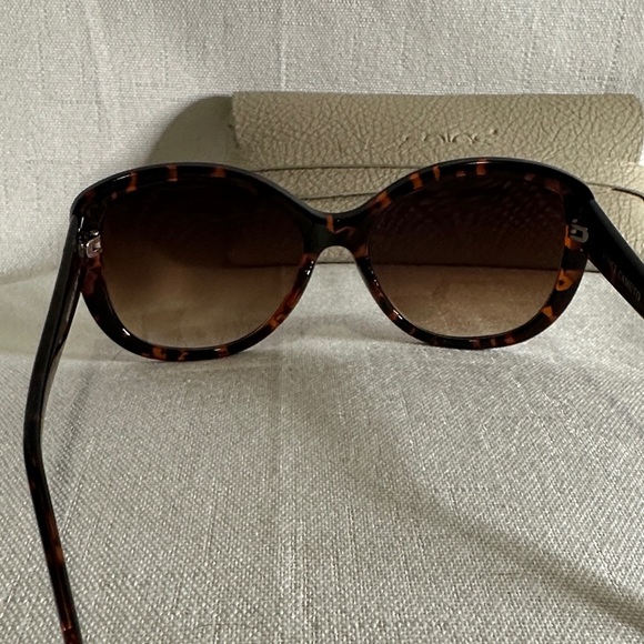 Vince Camuto Brown Tortoise Sunglasses - Picture 5 of 7
